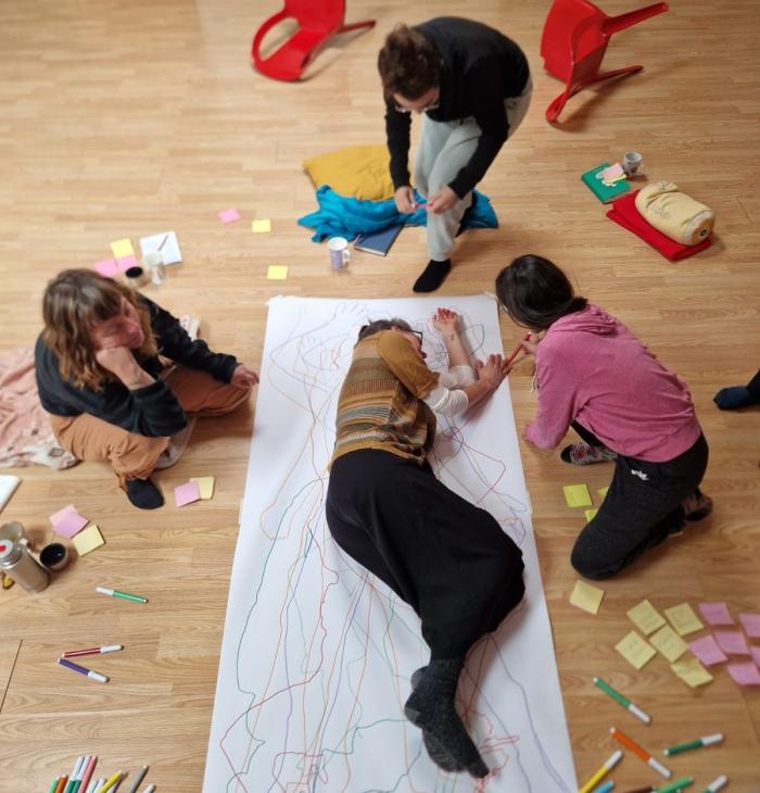 Lavoratorio-sul-corpo-terra-e-femino.jpg