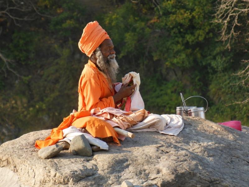 blogbatch404Sadhu-sul-Gange.jpg